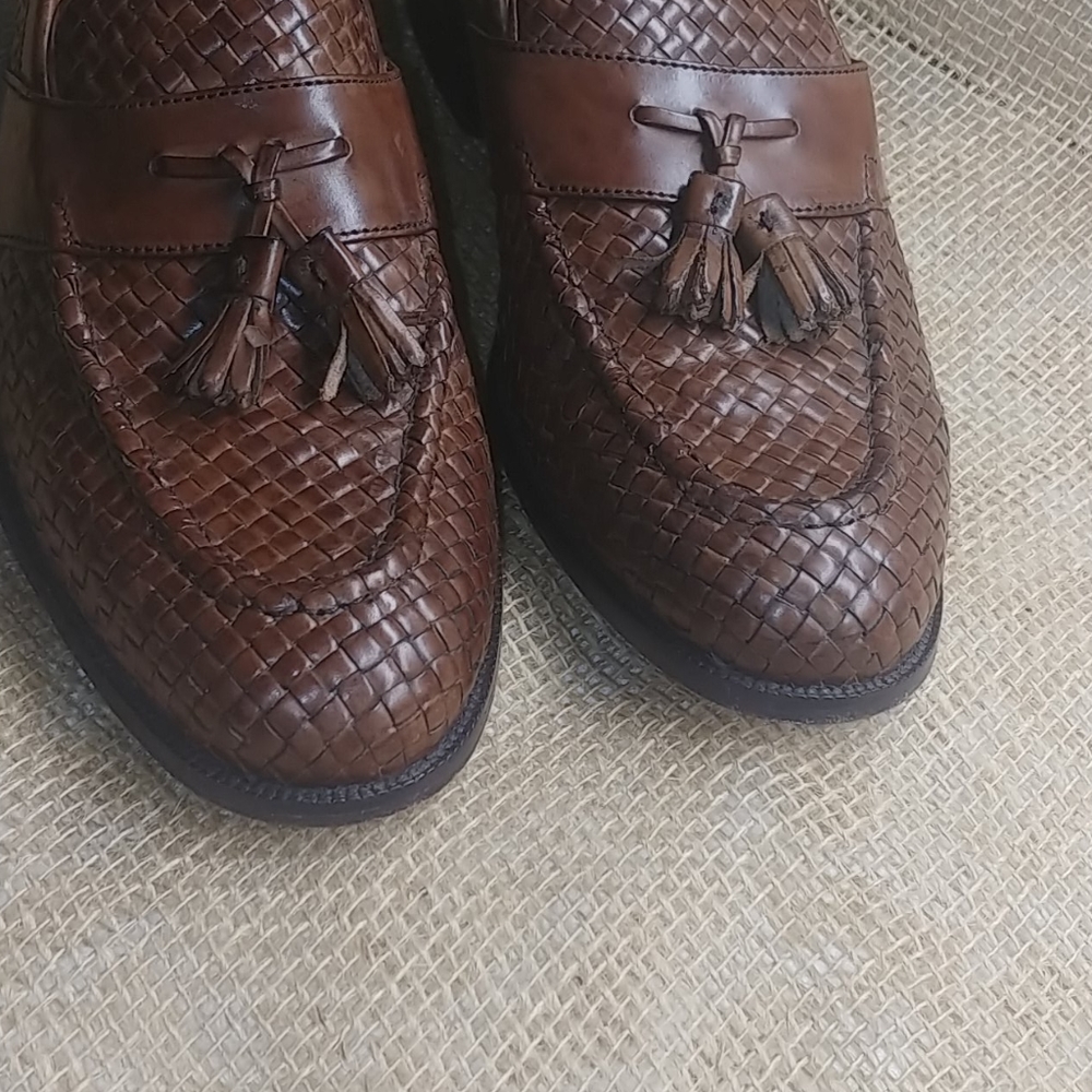Johnston & Murphy woven leather tassel loafers - Picture 9 of 10